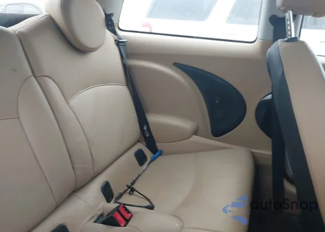 2010 Mini Cooper z USA, uszkodzony, nr VIN WMWMF3C51ATZ28261